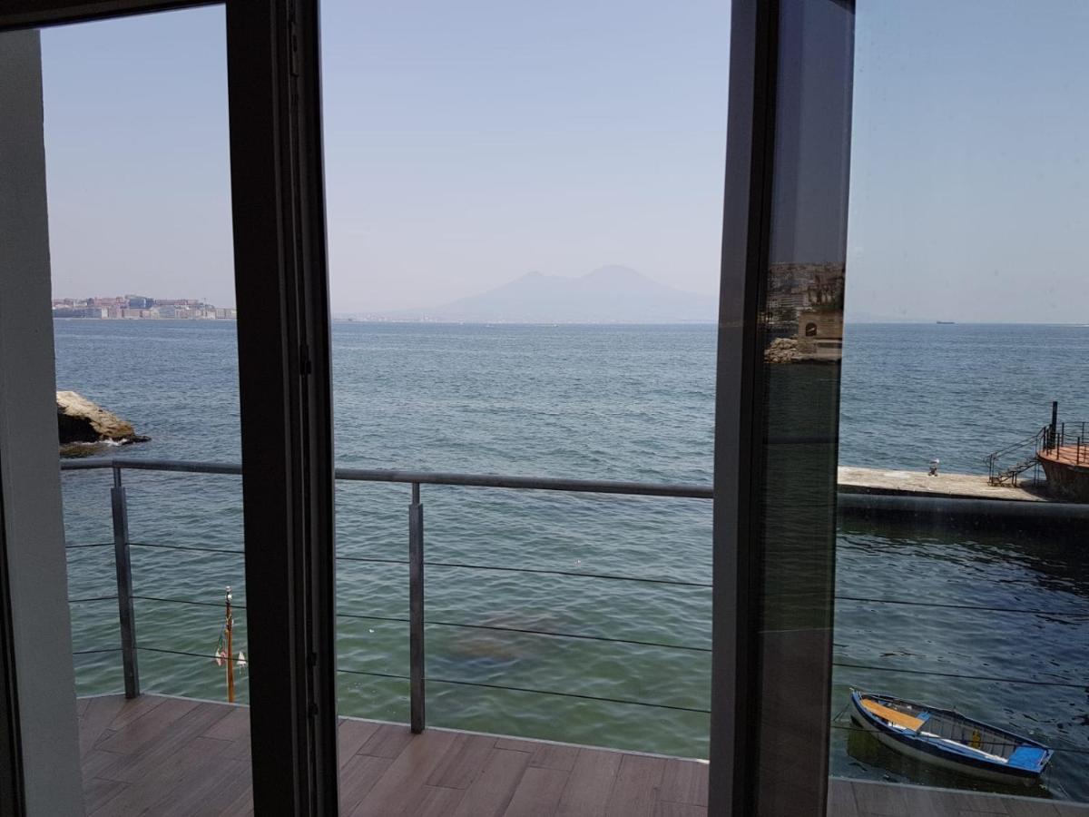 Appartement La Casa Sull' Acqua à Naples Extérieur photo