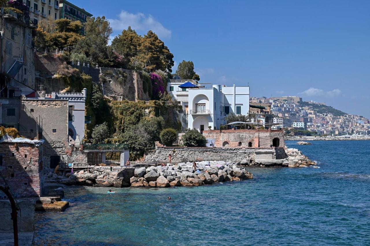 Appartement La Casa Sull' Acqua à Naples Extérieur photo